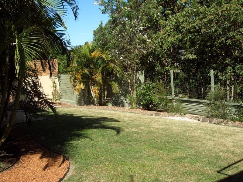 1/6 Wisteria Court, Tallebudgera Valley QLD 4228