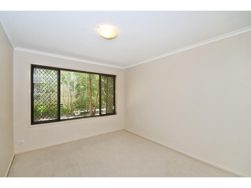 2/7 Tallebudgera Drive, Palm Beach QLD 4221