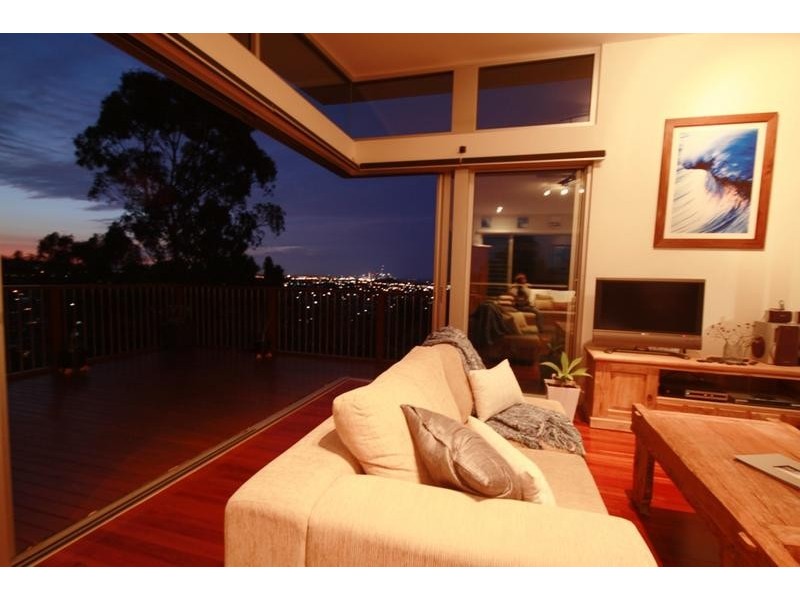 34 Wairoo Street, Burleigh Heads QLD 4220