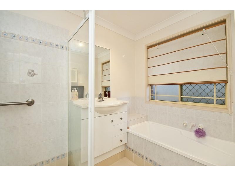 2/91 Bienvenue Drive, Currumbin Waters QLD 4223