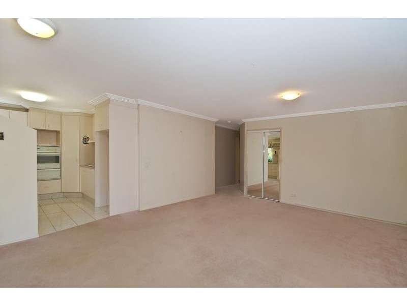 2/91 Bienvenue Drive, Currumbin Waters QLD 4223