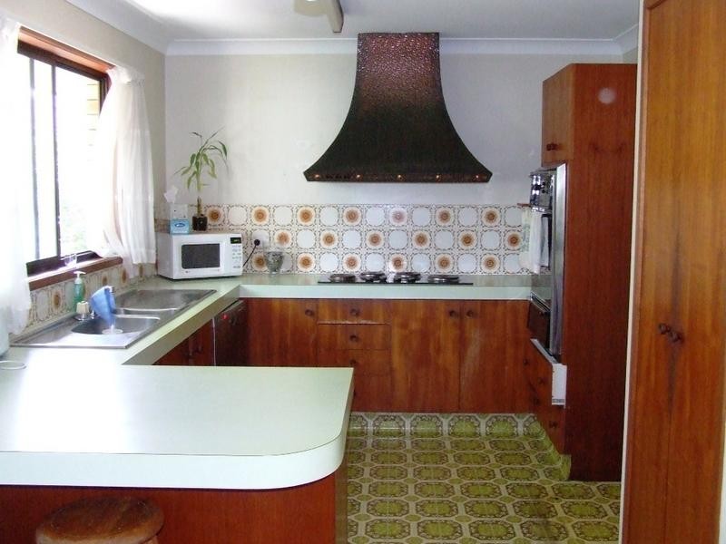 18 Linum Street, Palm Beach QLD 4221