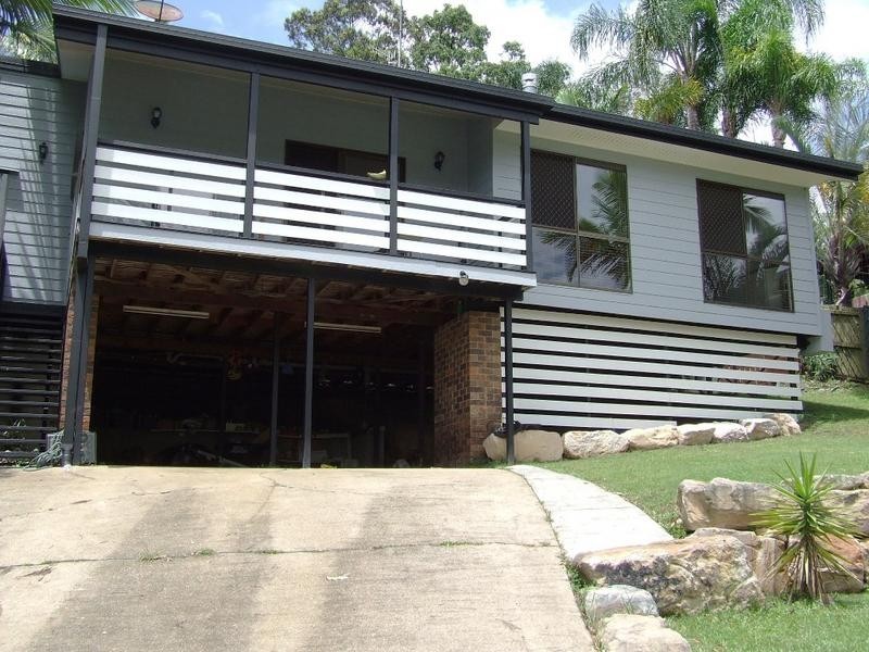 8 Glentrees Grove, Currumbin Waters QLD 4223