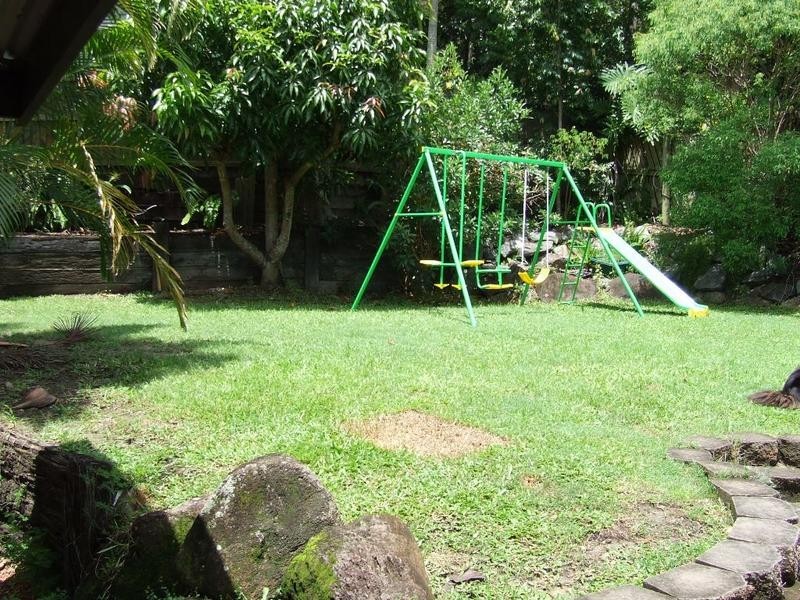 8 Glentrees Grove, Currumbin Waters QLD 4223