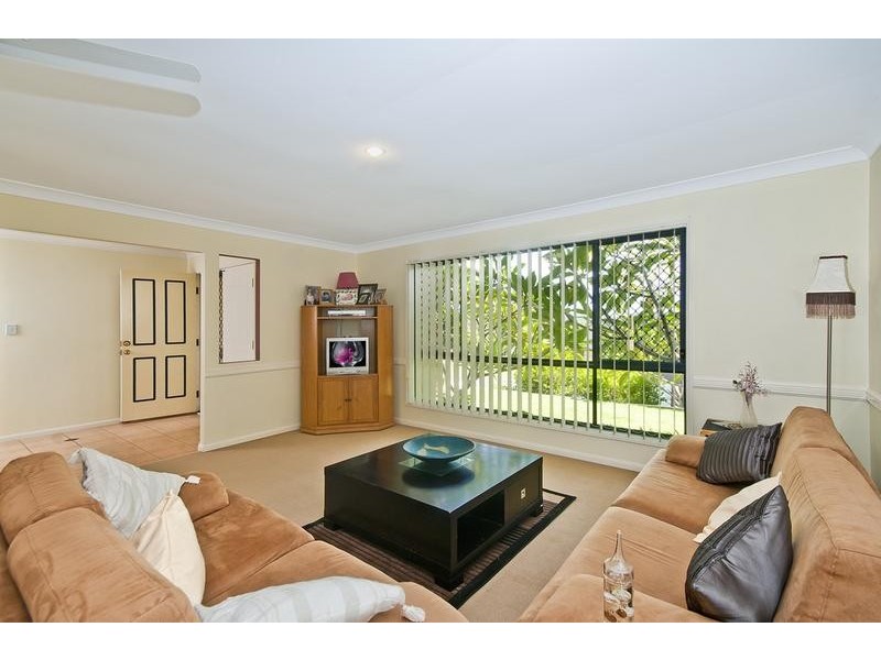 41 Tipuana Drive, Elanora QLD 4221