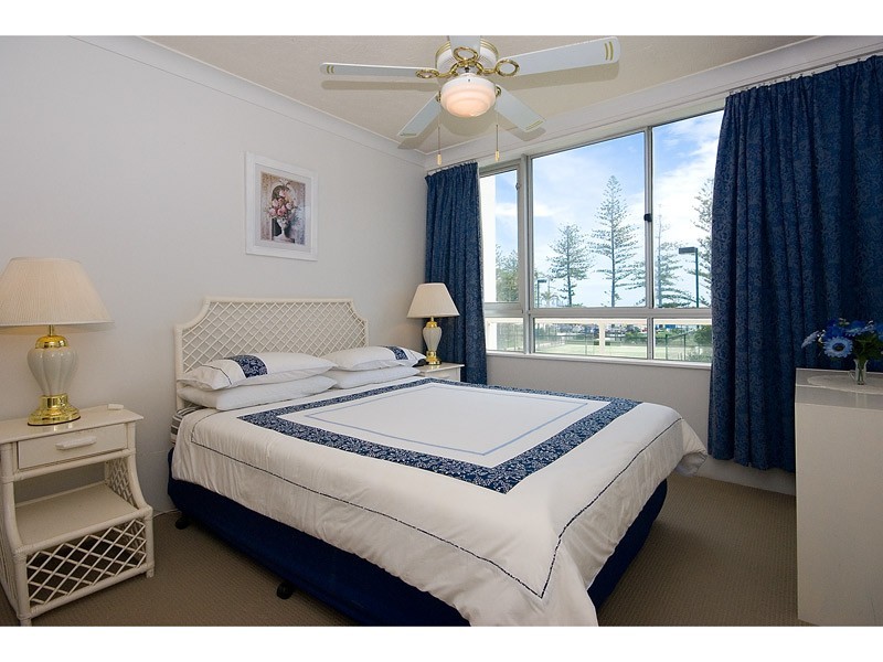 52 Goodwin Terrace, Burleigh Heads QLD 4220