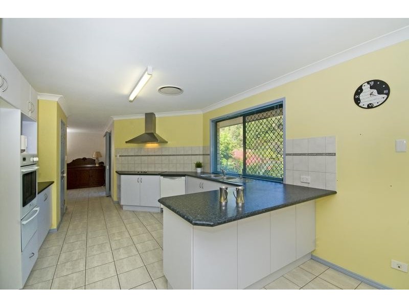 64 Forest Drive, Elanora QLD 4221