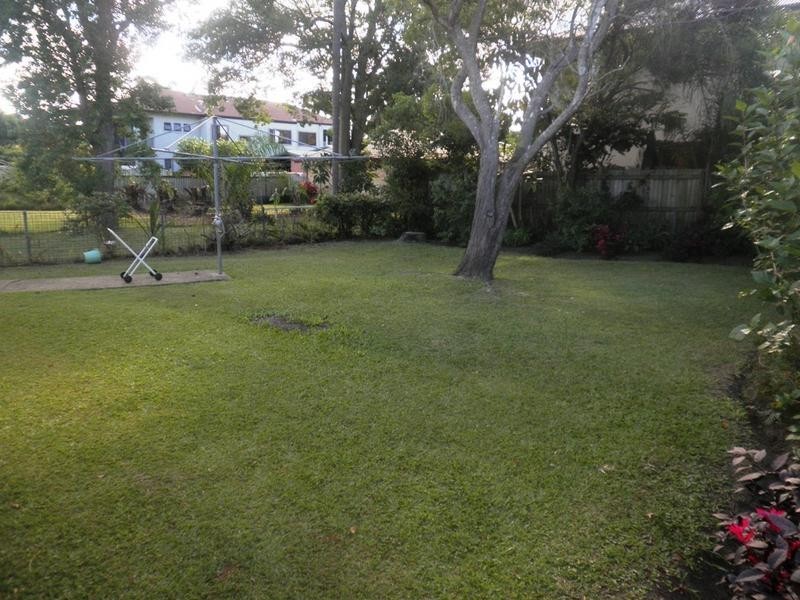 56 Leyte Avenue, Palm Beach QLD 4221