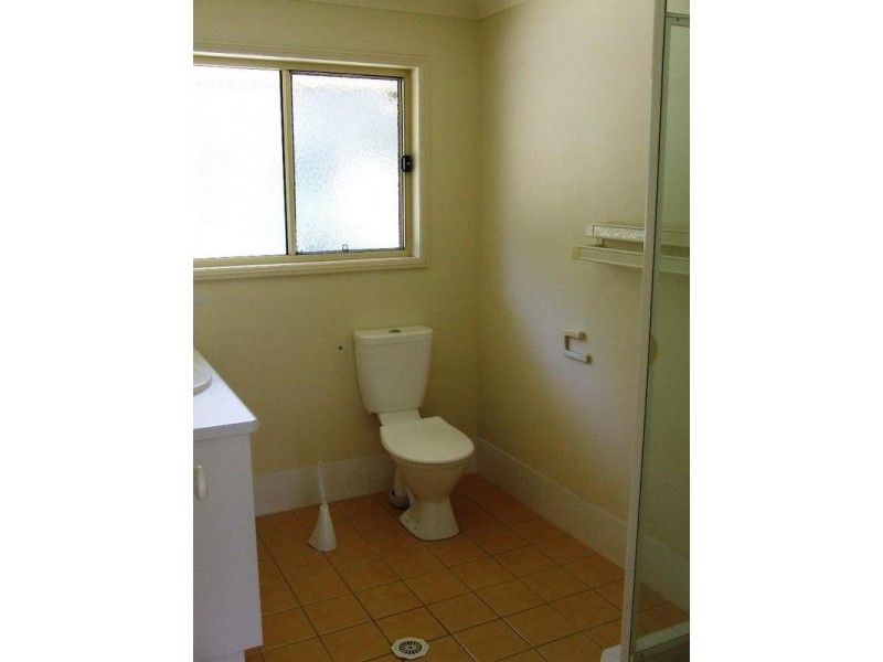 2 Cowell Drive, Burleigh Heads QLD 4220