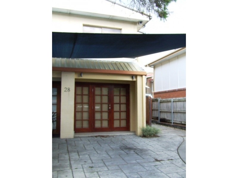 2/28 Twenty Seventh Avenue, Palm Beach QLD 4221