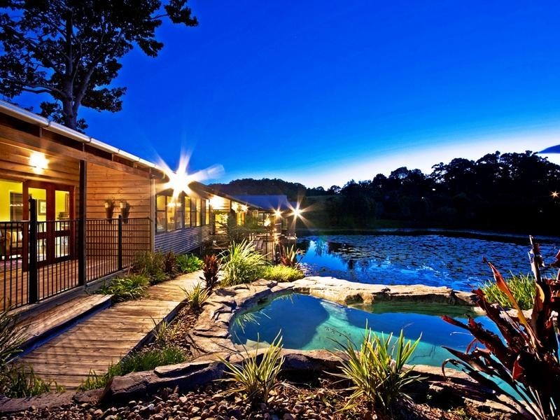 33 Dungogie Drive, Tallebudgera QLD 4228