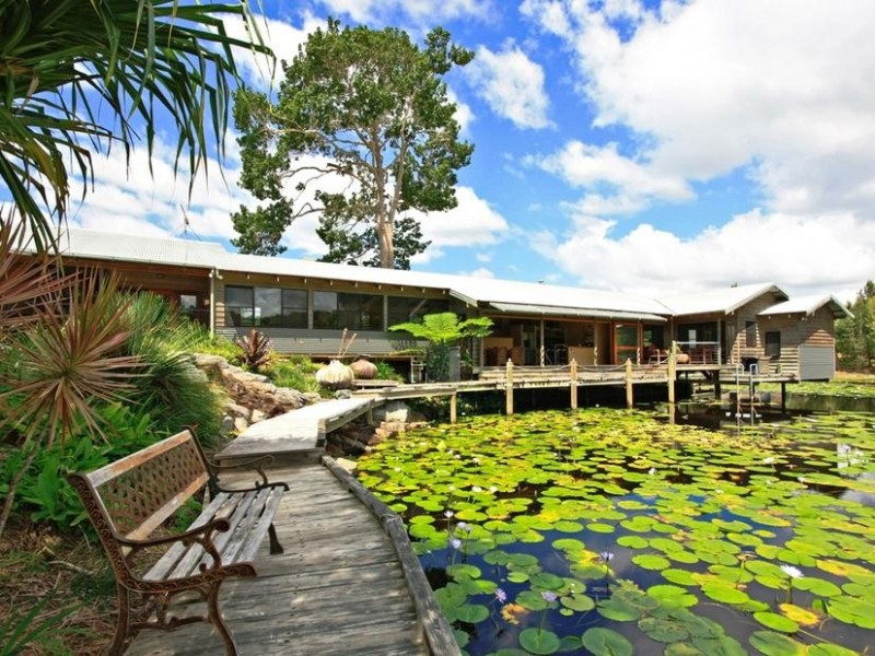 33 Dungogie Drive, Tallebudgera QLD 4228