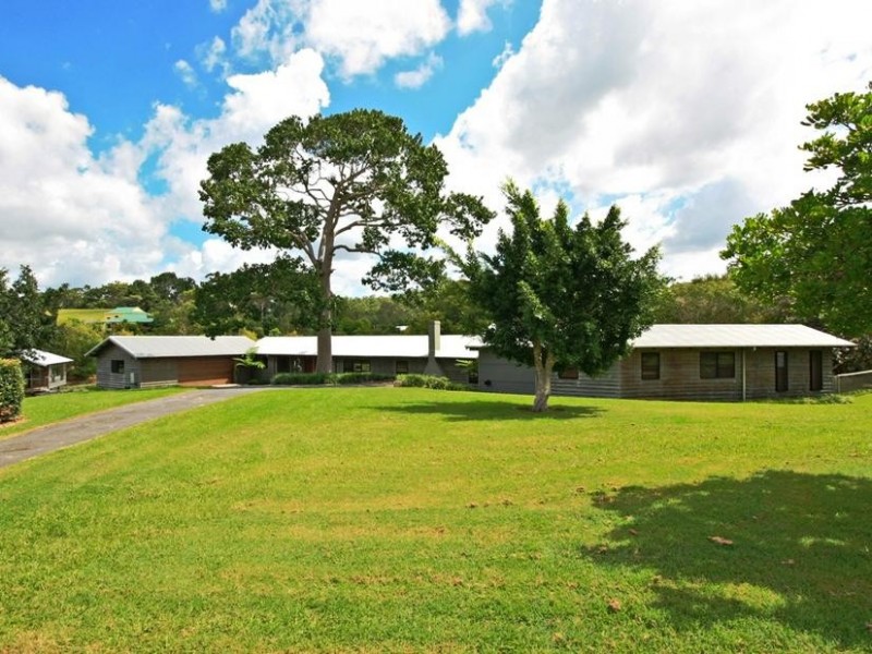 33 Dungogie Drive, Tallebudgera QLD 4228