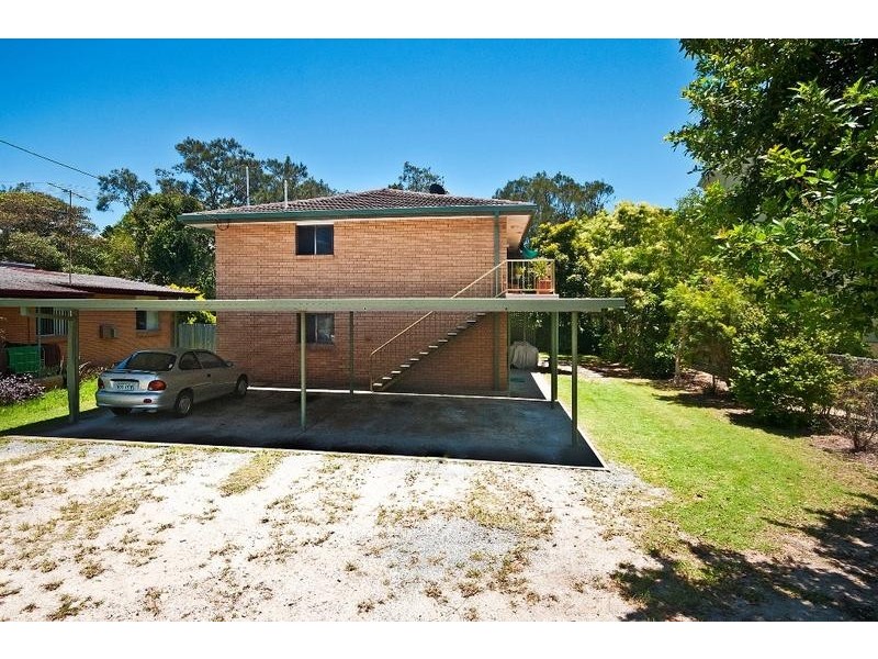 2/7 Tallebudgera Drive, Palm Beach QLD 4221