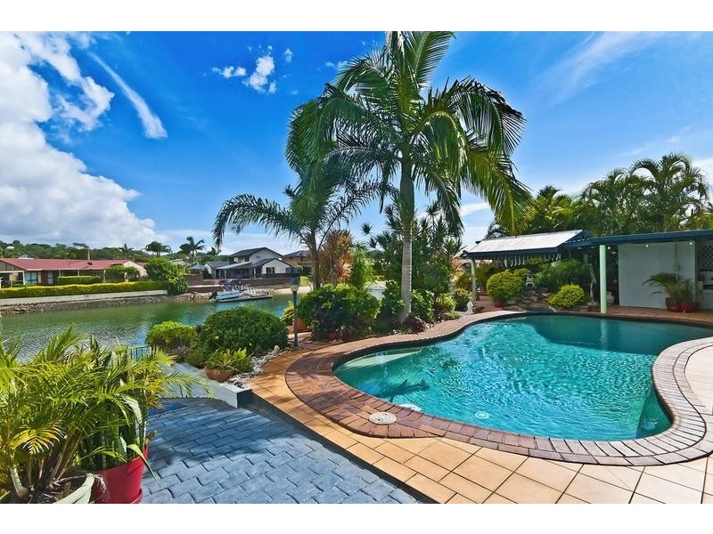 72 Melaleuca Drive, Palm Beach QLD 4221