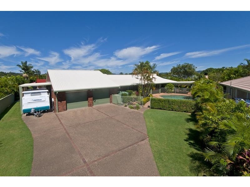 16 Bergamont Street, Elanora QLD 4221
