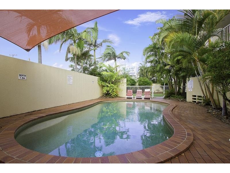 16/1 Tallebudgera Drive, Palm Beach QLD 4221