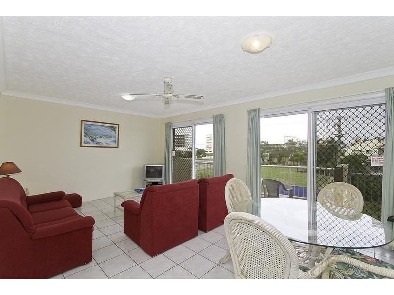 16/1 Tallebudgera Drive, Palm Beach QLD 4221