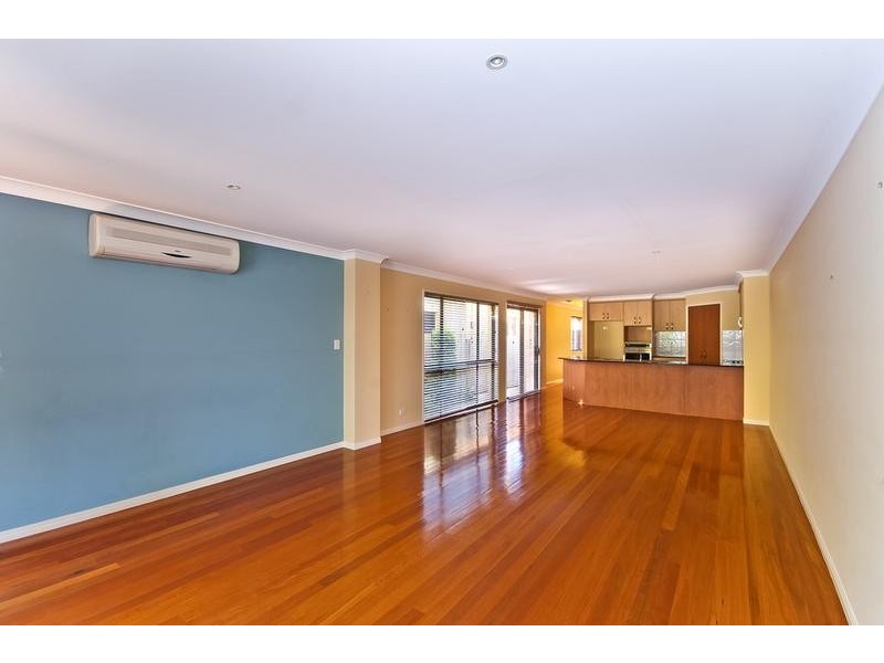 2/40 Leyte Avenue, Palm Beach QLD 4221