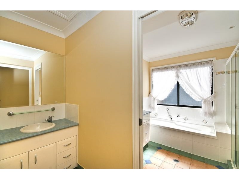 2/40 Leyte Avenue, Palm Beach QLD 4221