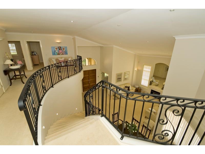 19 Julatten Drive, Robina QLD 4226