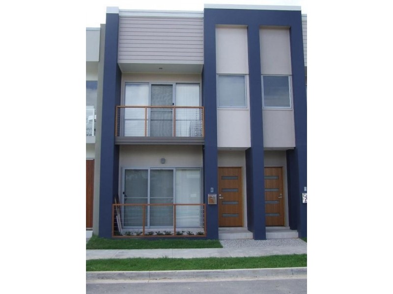 6 Jurien Crescent, Varsity Lakes QLD 4227