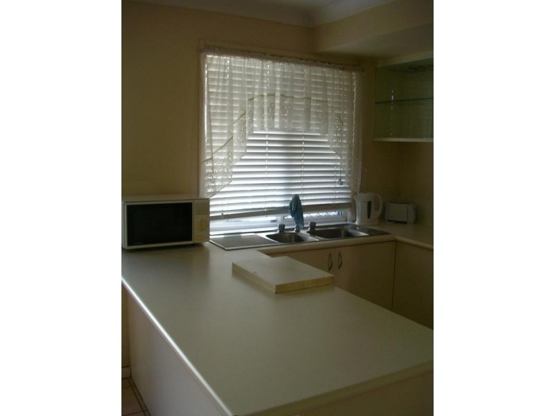 82/2 Coolgardie Street, Elanora QLD 4221