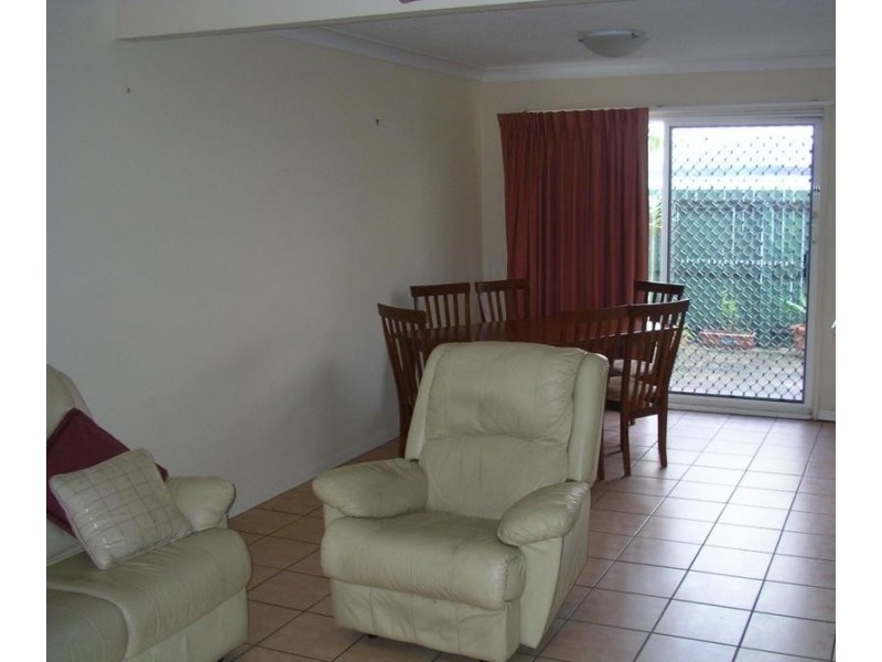 82/2 Coolgardie Street, Elanora QLD 4221