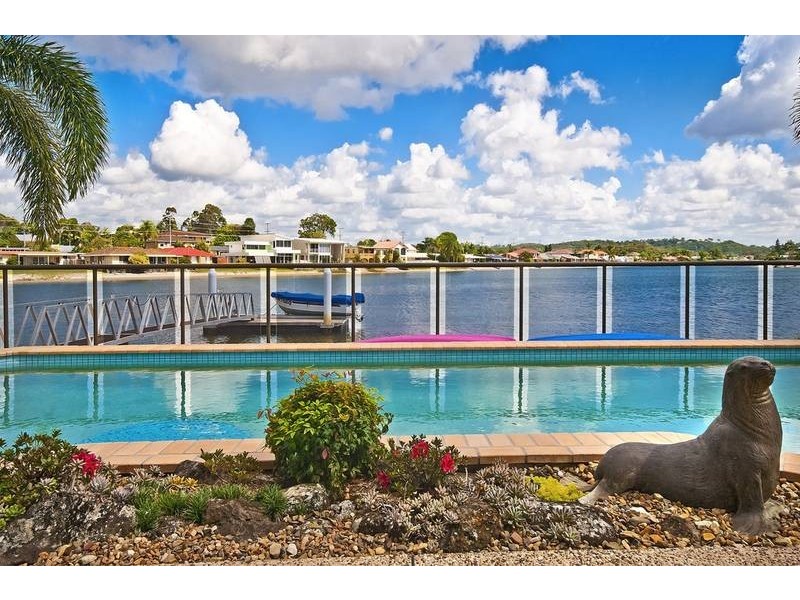 180 Tahiti Avenue, Palm Beach QLD 4221