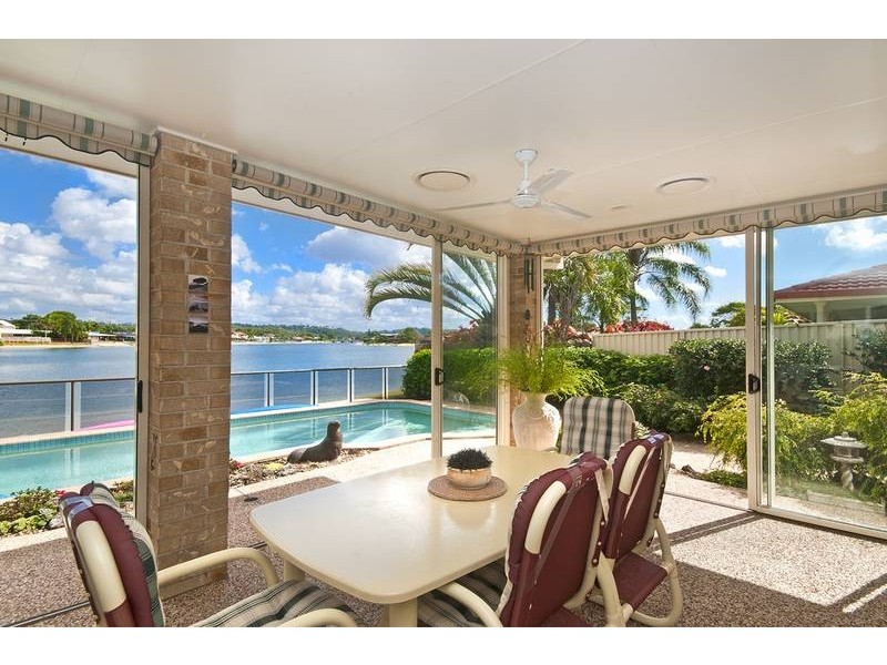 180 Tahiti Avenue, Palm Beach QLD 4221