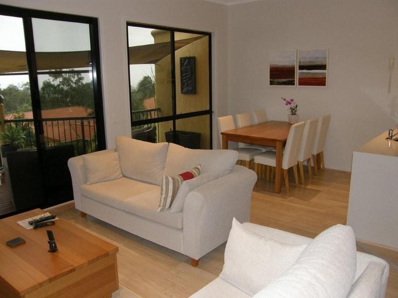 9/67 Doubleview Drive, Elanora QLD 4221