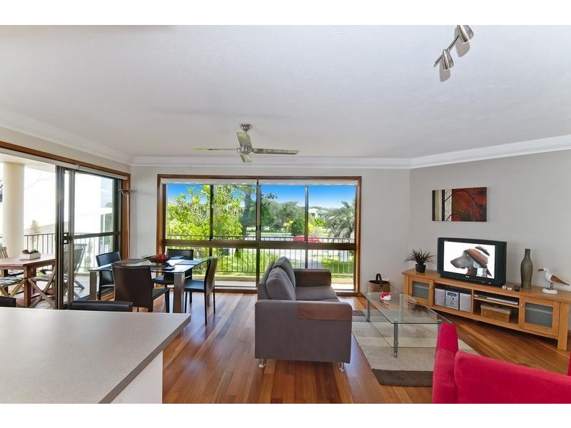 10/391 Golden Four Drive, Tugun QLD 4224