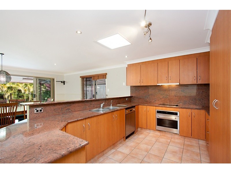 6 Staatz Court, Tallebudgera QLD 4228