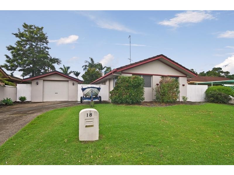 18 Mahogany Drive, Palm Beach QLD 4221