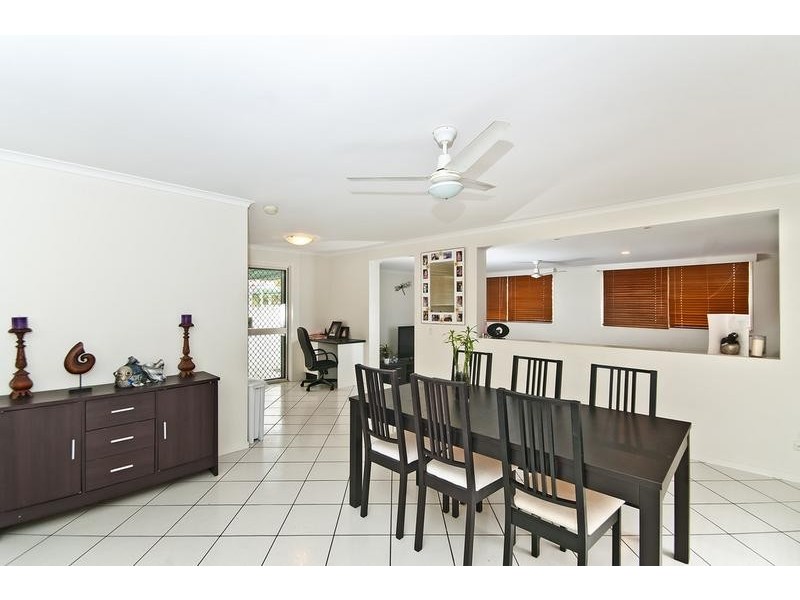 18 Mahogany Drive, Palm Beach QLD 4221