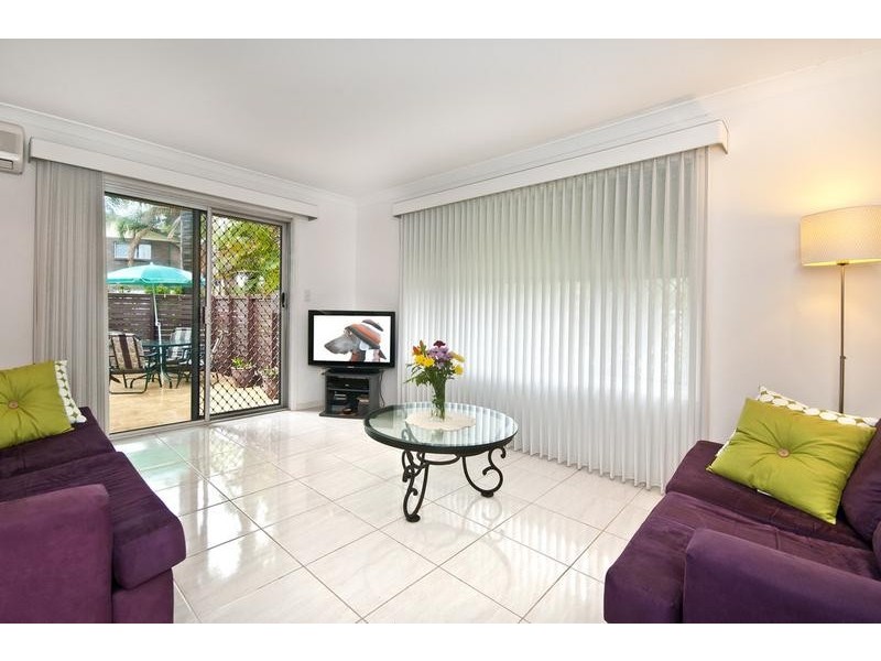 1/458 Cypress Terrace North, Palm Beach QLD 4221