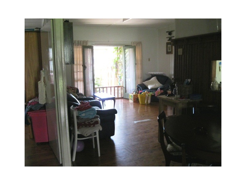 42 Palm Beach Avenue, Palm Beach QLD 4221