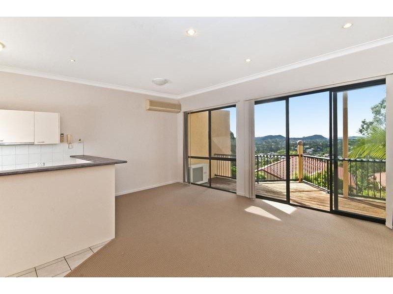 8/67 Doubleview Drive, Elanora QLD 4221