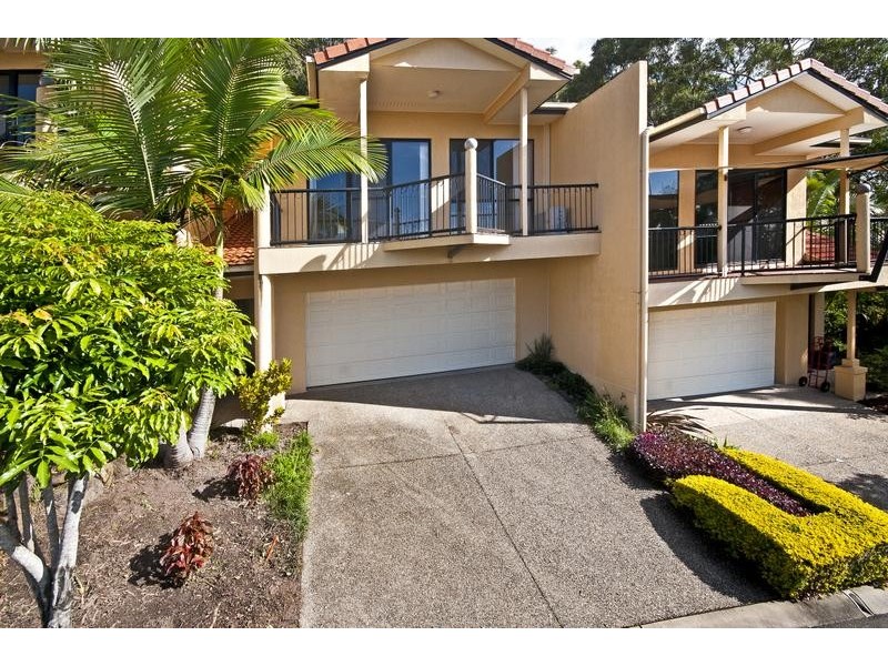 8/67 Doubleview Drive, Elanora QLD 4221