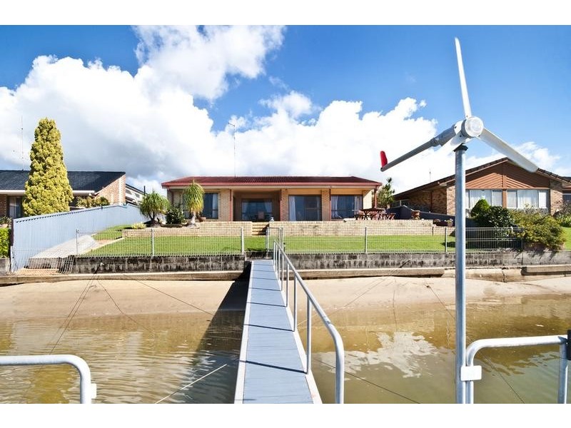 19 Dogwood Drive, Palm Beach QLD 4221