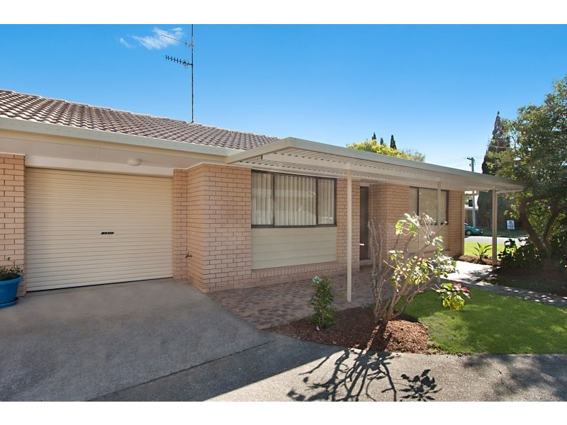 1/6 Walker Avenue, Palm Beach QLD 4221