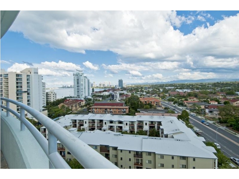 1007/360 Marine Parade, Labrador QLD 4215