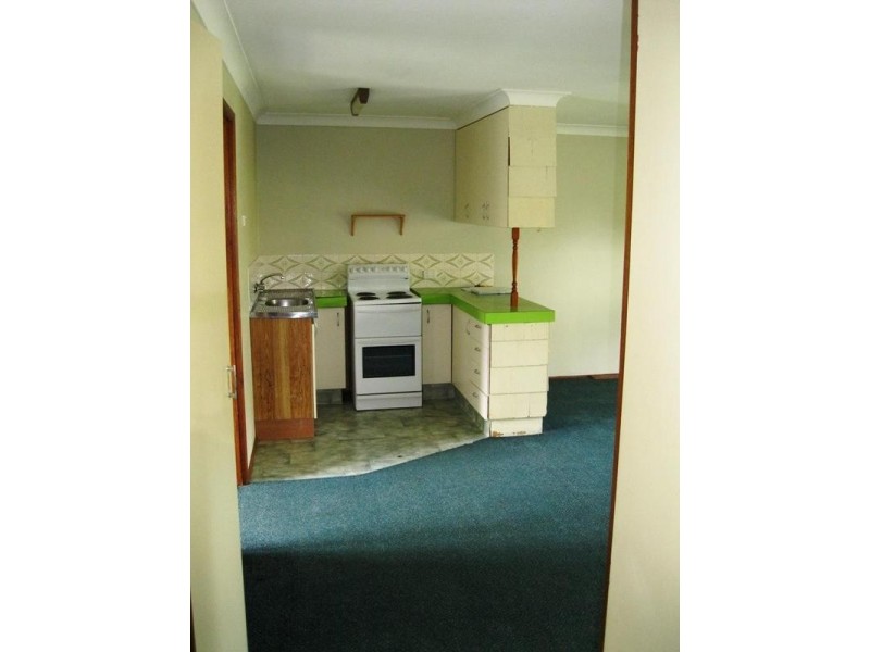 2/7 Walker Avenue, Palm Beach QLD 4221