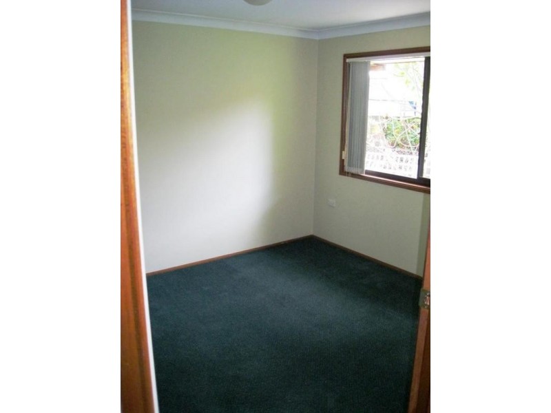 2/7 Walker Avenue, Palm Beach QLD 4221