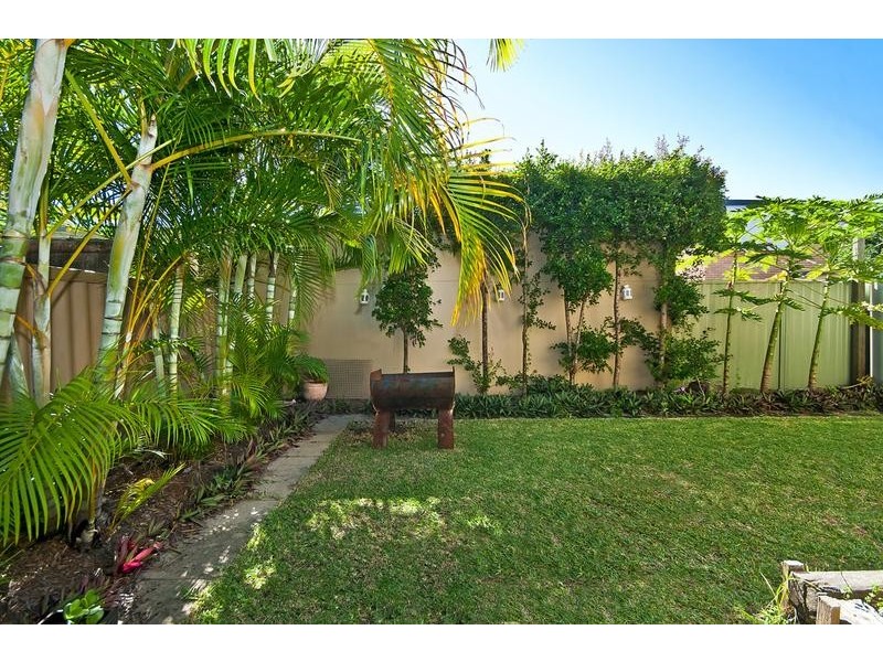 1/81 Tallebudgera Drive, Palm Beach QLD 4221