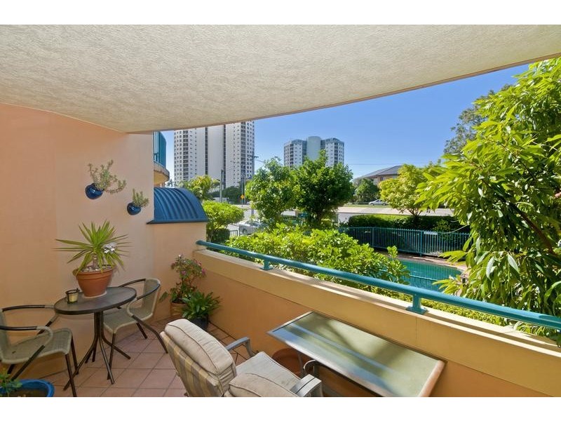 1/1028 Gold Coast Highway, Palm Beach QLD 4221