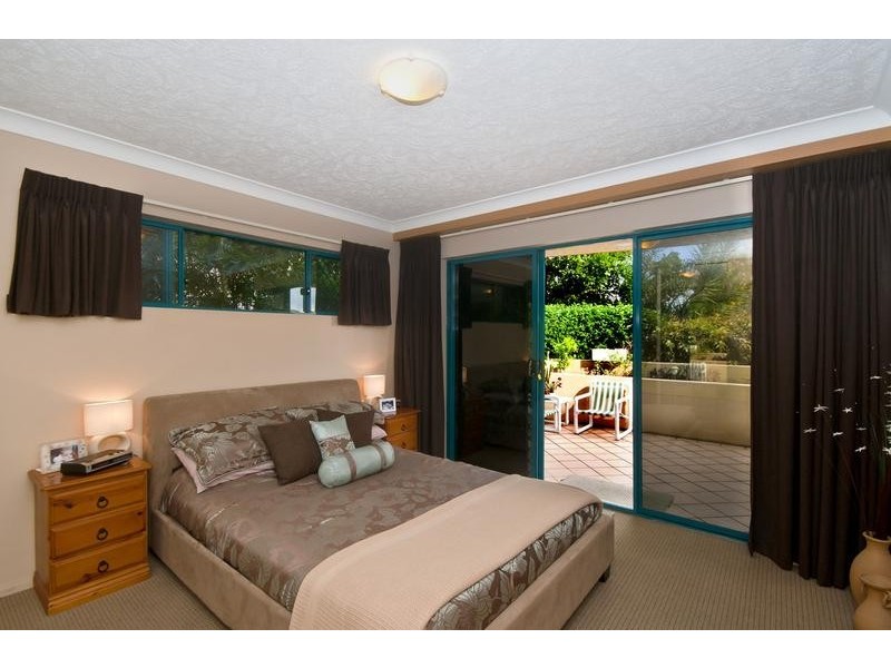 1/1028 Gold Coast Highway, Palm Beach QLD 4221