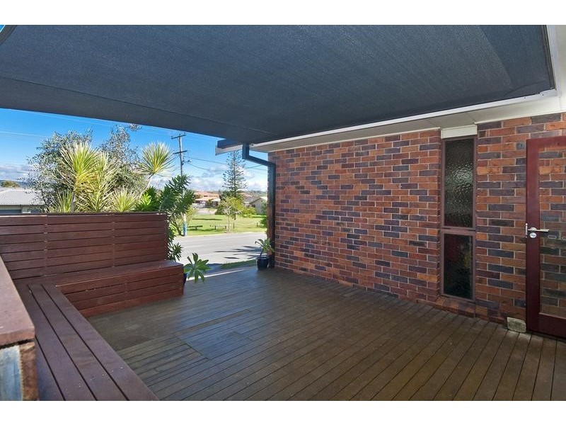 2/125 Townson Avenue, Palm Beach QLD 4221