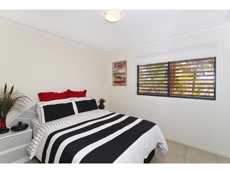 1/1311 Gold Coast Highway, Palm Beach QLD 4221