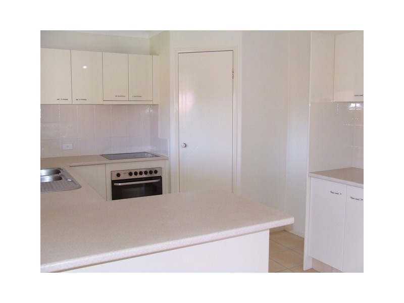 89 Casuarina Drive, Elanora QLD 4221